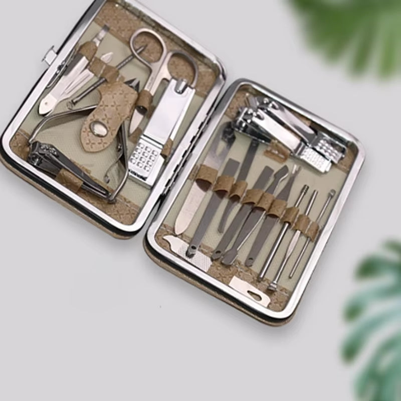 19PCS Professional Stainless Steel Pedicure Set Personal Care Travel Kit Manicure Set Pedicure Kits High Quality Nail Clippers