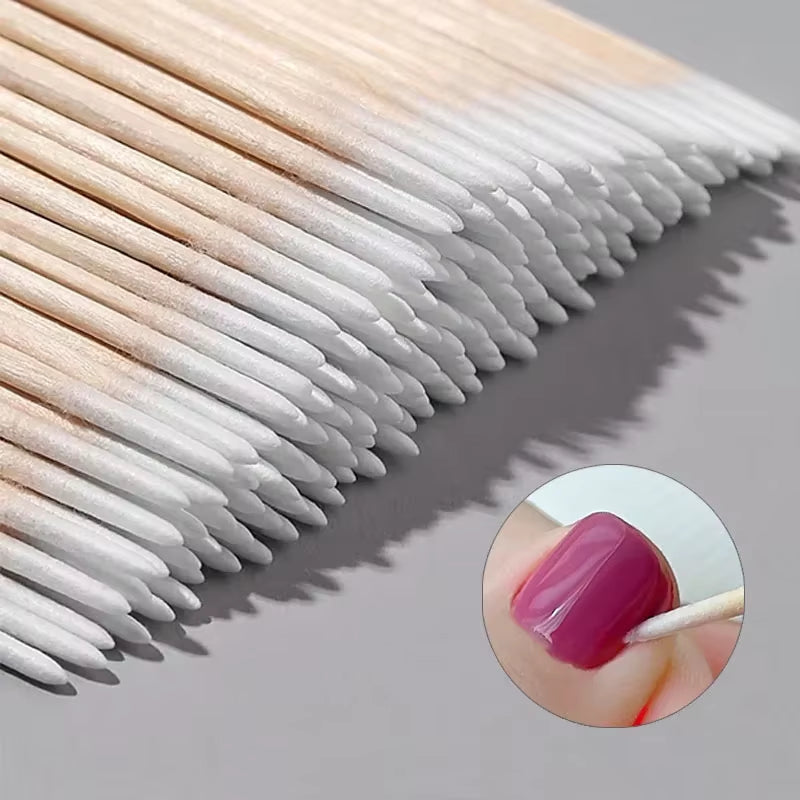 100-Piece Wooden Cotton Swabs for Nail Care and Art Application