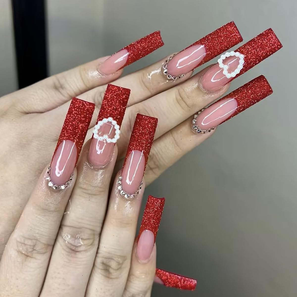 Press on Nails Long Square Fake Nails Silver French False Tip with Rhinestones Charms Design Glue on Nails 3D Heart Stick on Nails Elegant Glitter Glossy Acrylic Nails for Women Manicure 24Pcs